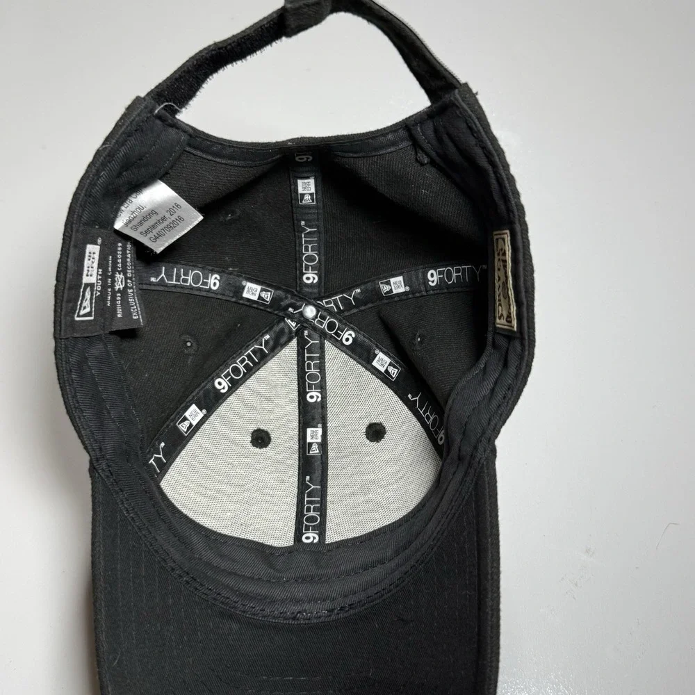 New Era 9Forty Youth San Antonio Spurs Adjustable Hat Hardwood Classic Black Cap